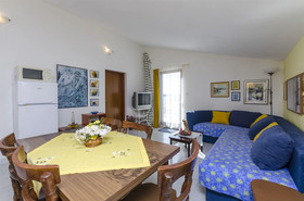 Apartments Mladenka
