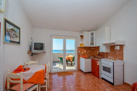 Apartments Zlatko