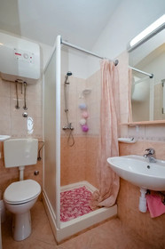 Apartments Zlatko