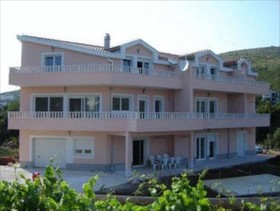 Darijan Apartments