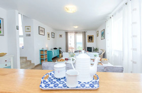 House Anela