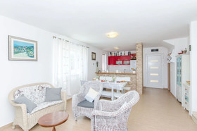 House Anela