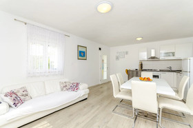 House Ivana