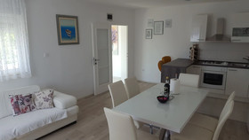 House Ivana