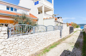 House Nikolina