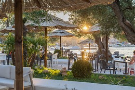 Marinus Beach Hotel