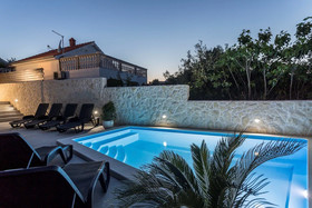 Villa Desire