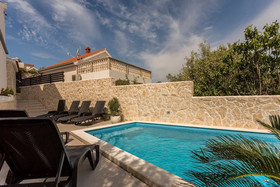 Villa Desire