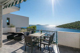 Villa Sine