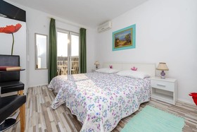Apartments Fiorenini