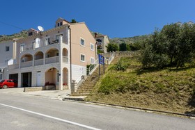 Apartments Maris
