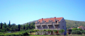 Francesca Guesthouse
