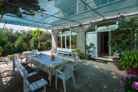 Francesca Guesthouse