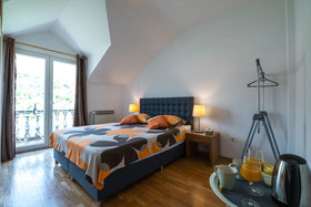 Francesca Guesthouse