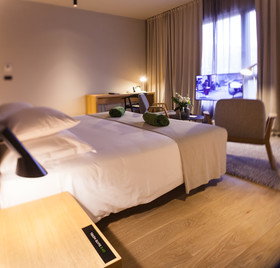 One Suite Hotel