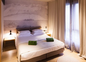 One Suite Hotel