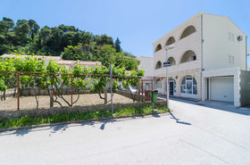Rooms & Apartments Barišic