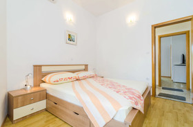 Rooms & Apartments Barišic