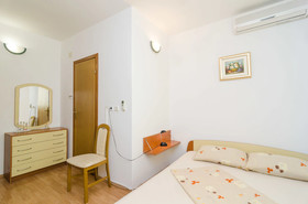 Rooms & Apartments Barišic