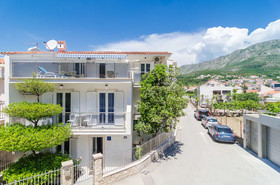 Rooms & Apartments Barišic