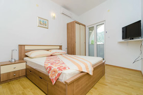 Rooms & Apartments Barišic