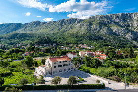 Apartments Dubelj
