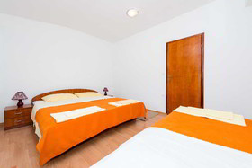 Apartments Dubelj