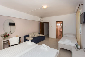 Guest House Rosa Bianca