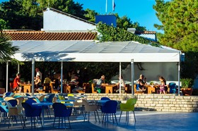 Zaton Holiday Resort 4 Star Apartments
