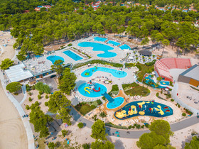 Zaton Holiday Resort 4 Star Apartments