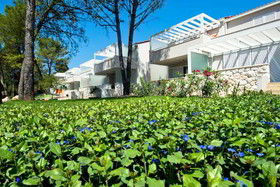 Zaton Holiday Resort 4 Star Apartments