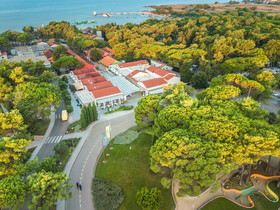 Zaton Holiday Resort 4 Star Apartments