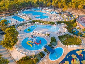 Zaton Holiday Resort Apartments