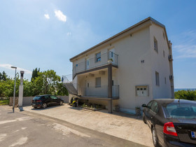 Apartment Mirta
