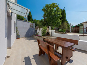 Apartment Mirta
