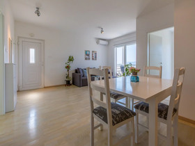 Apartment Mirta