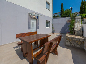 Apartment Mirta