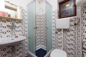 Apartments and Room Sreten
