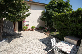 Apartments Gorana