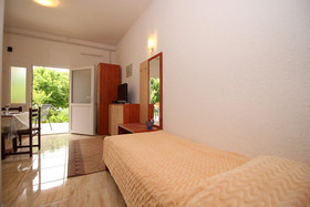 Apartments Ivona