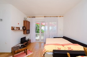 Apartments Jadrana