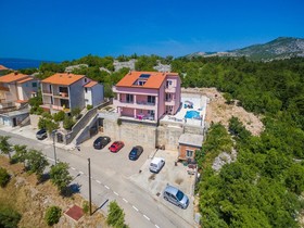 Apartments Kety