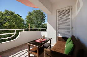 Apartments Snjezana