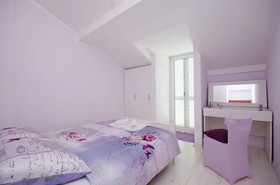 Apartments Snjezana