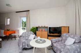 Apartments Snjezana
