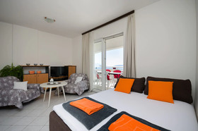 Apartments Snjezana