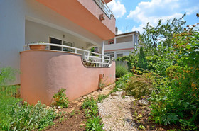 Apartments Snjezana