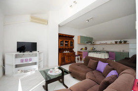Apartments Snjezana