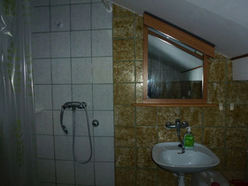Barac Apartments