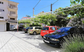 Apartments and Room Mirjana